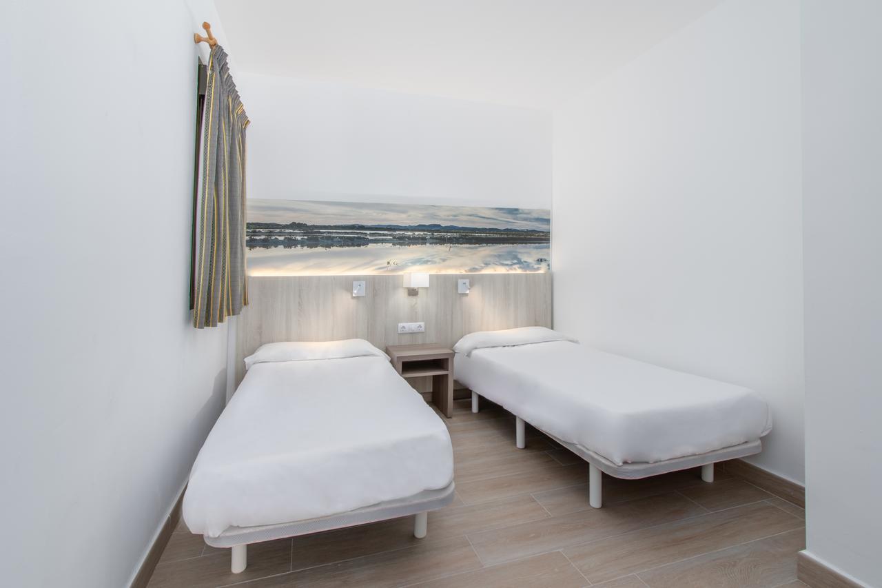Apartamentos Lago Colonia de Sant Jordi Exterior foto