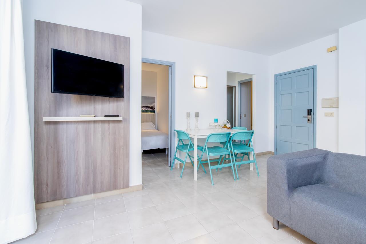 Apartamentos Lago Colonia de Sant Jordi Exterior foto